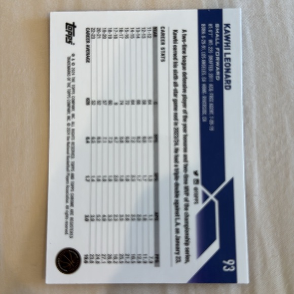 🔥 2024 Kawhi Leonard Topps Chrome Hologram. Card are mint condition - Picture 2 of 2